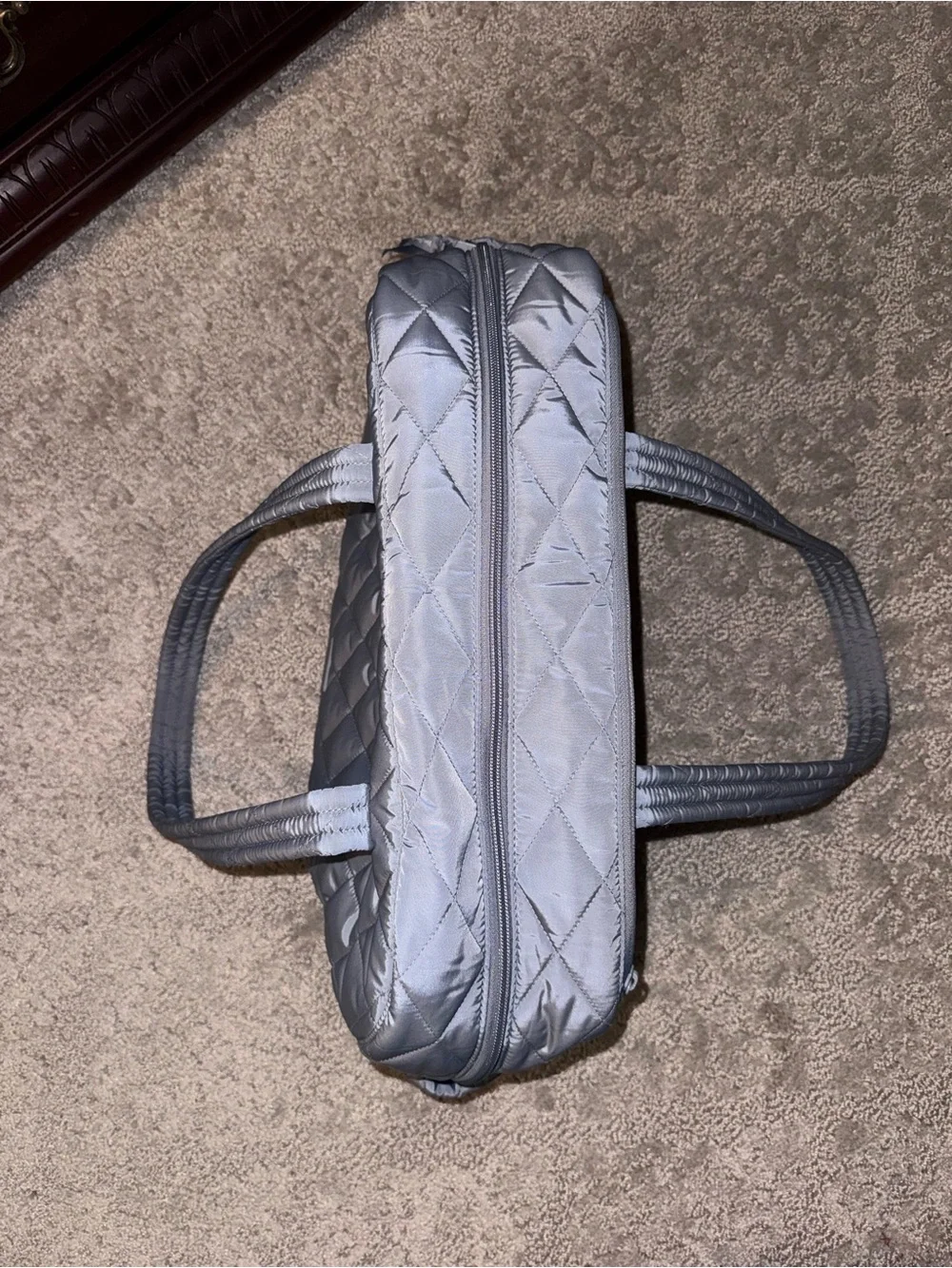 Vera Bradley Medium Traveler bag in Frost Grey